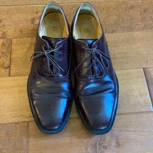 Men’s dress shoes